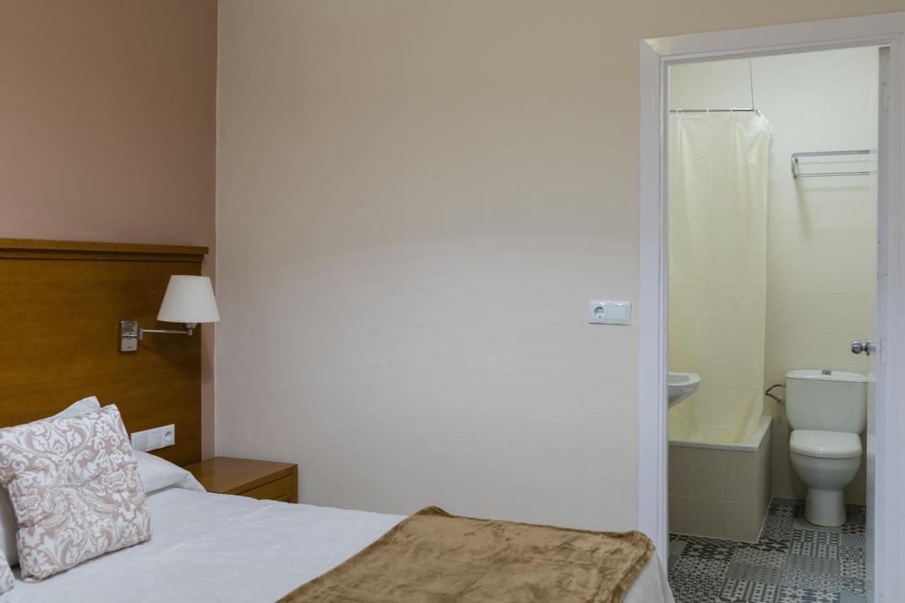 Hostal Imperial Mérida Esterno foto
