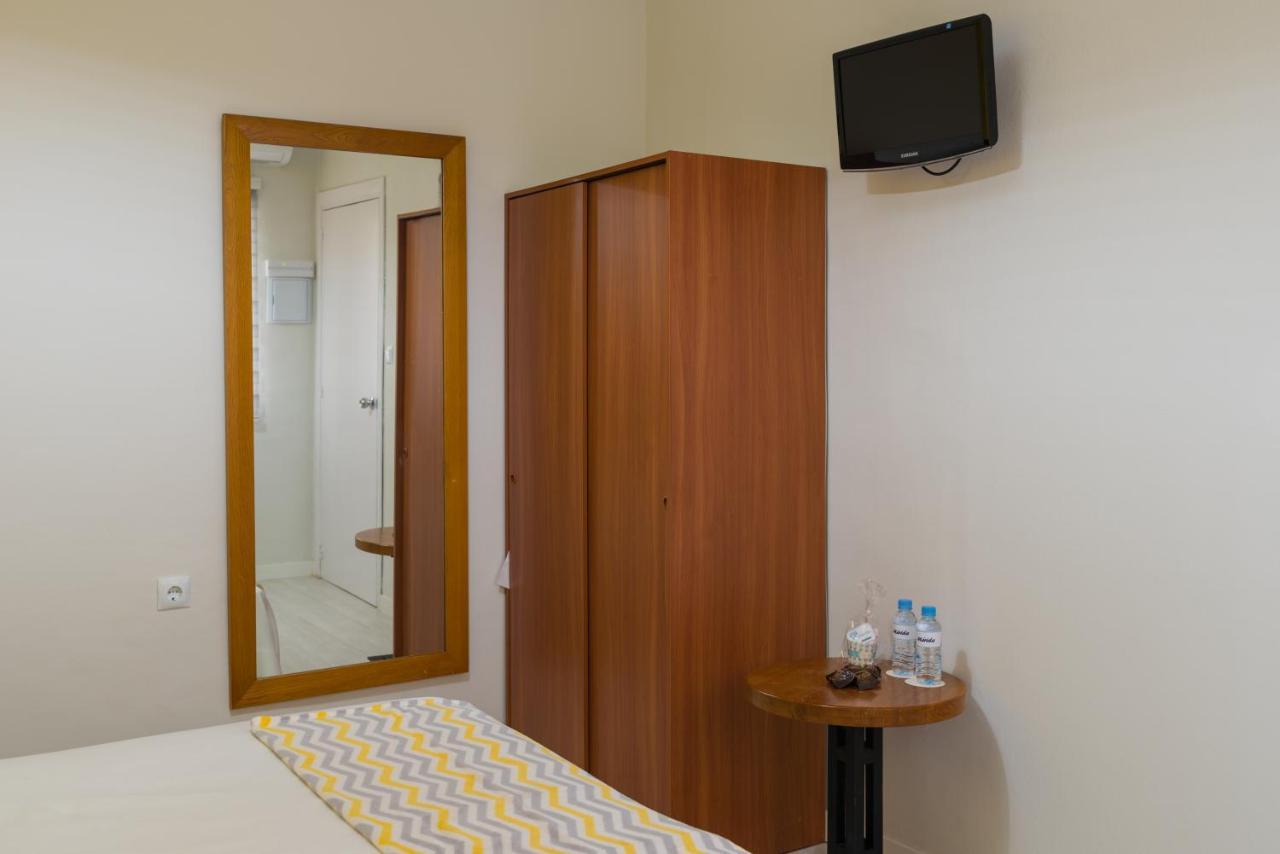 Hostal Imperial Mérida Esterno foto